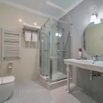 מלון Alarus Luxe אודסה