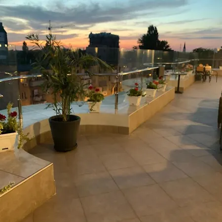 Alarus Luxe Hotel 3*
