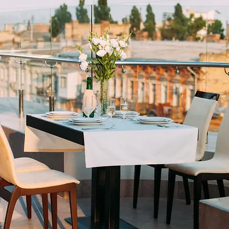 Ξενοδοχείο Alarus Luxe