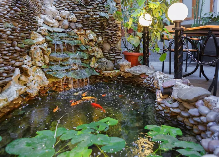 Alarus Luxe 酒店 4*